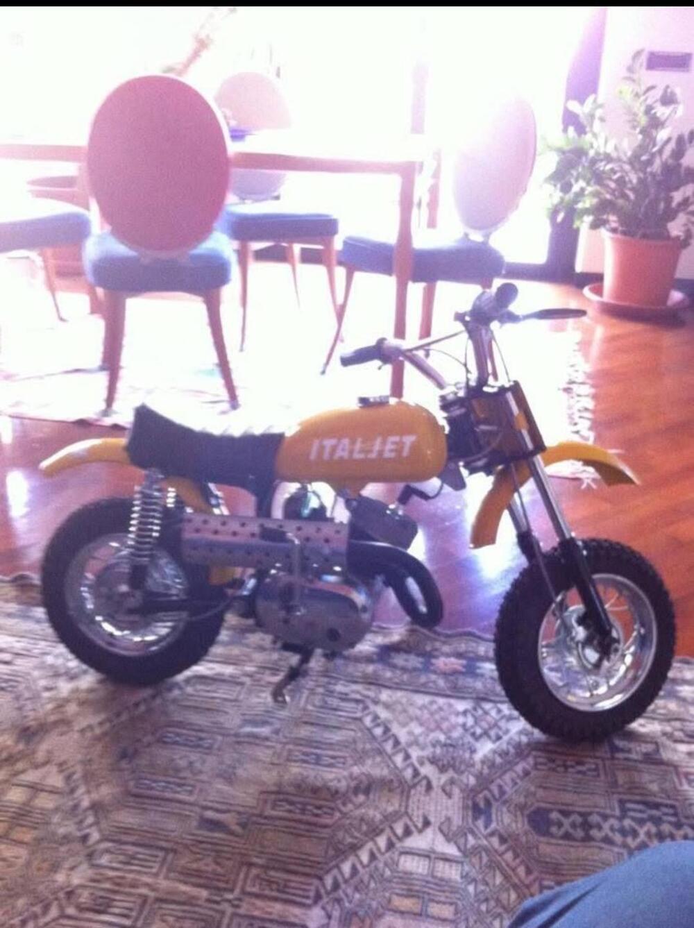 Italjet Moto 50 cc miscela (2)