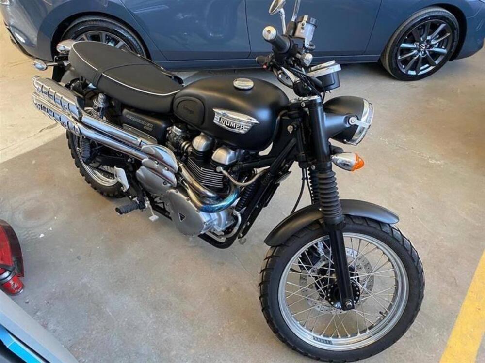 Triumph Scrambler (2006 - 17) (2)