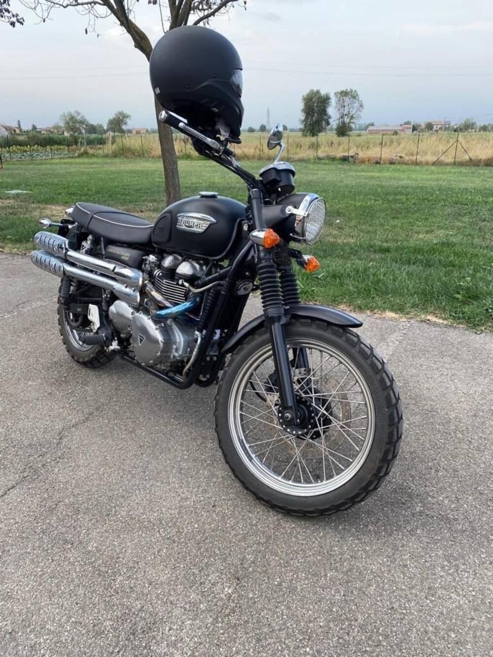 Triumph Scrambler (2006 - 17) (3)