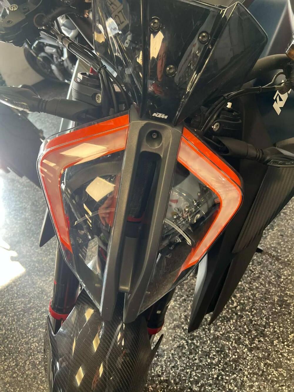 KTM 1290 Super Duke R (2022 - 23) (7)