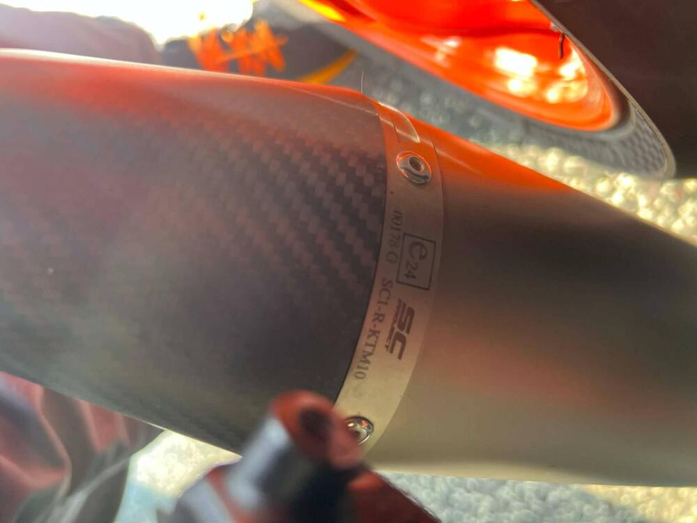 KTM 1290 Super Duke R (2022 - 23) (8)