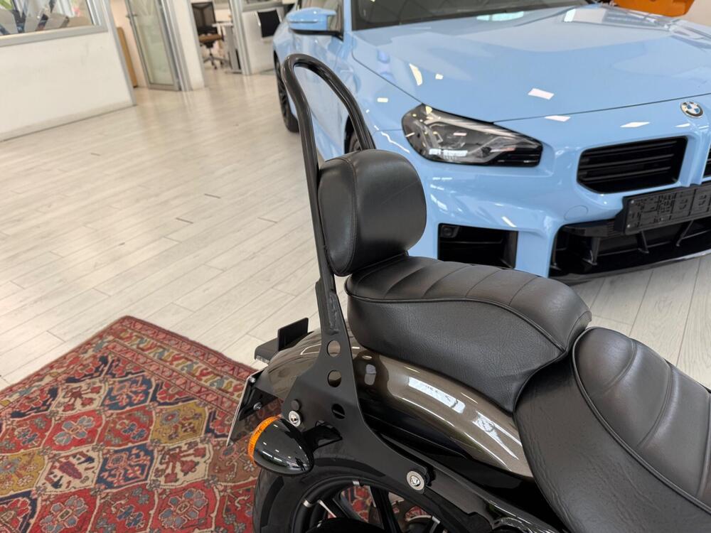 Harley-Davidson 883 Iron (2017 - 20) - XL 883N (11)