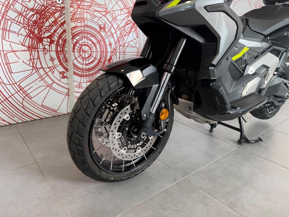 Honda X-ADV 750 DCT (2021 - 24) (13)
