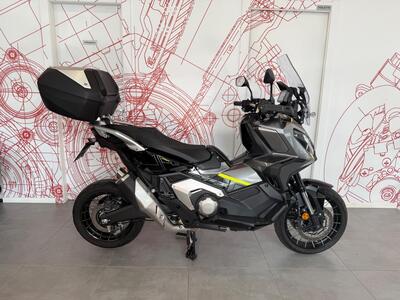 Honda X-ADV 750 DCT (2021 - 24) usata