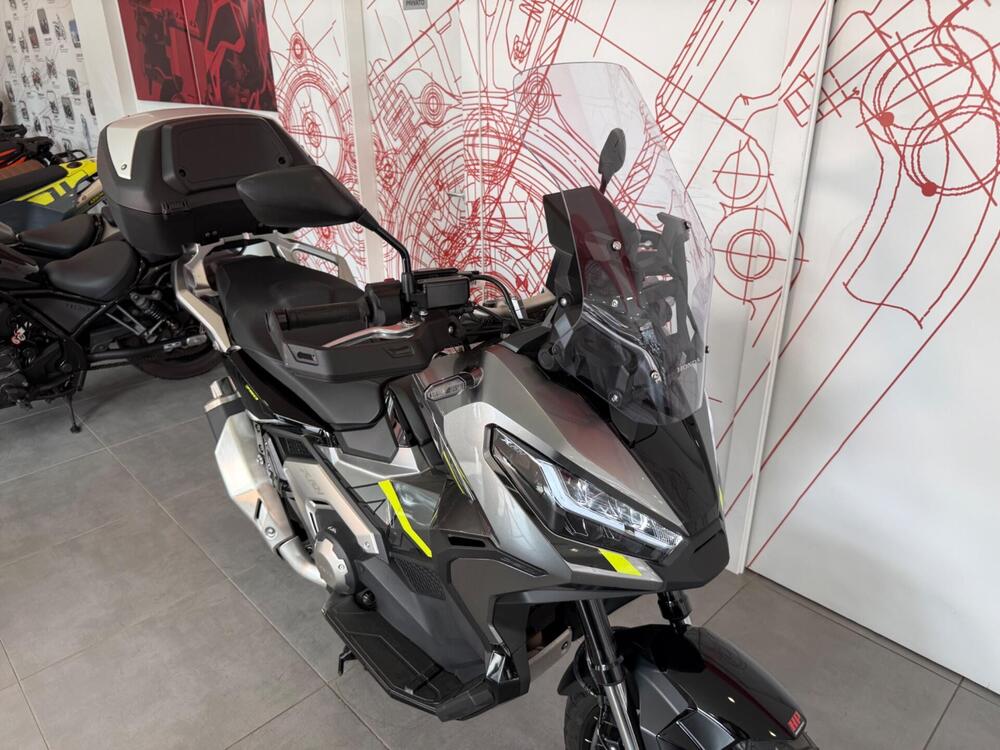 Honda X-ADV 750 DCT (2021 - 24) (10)