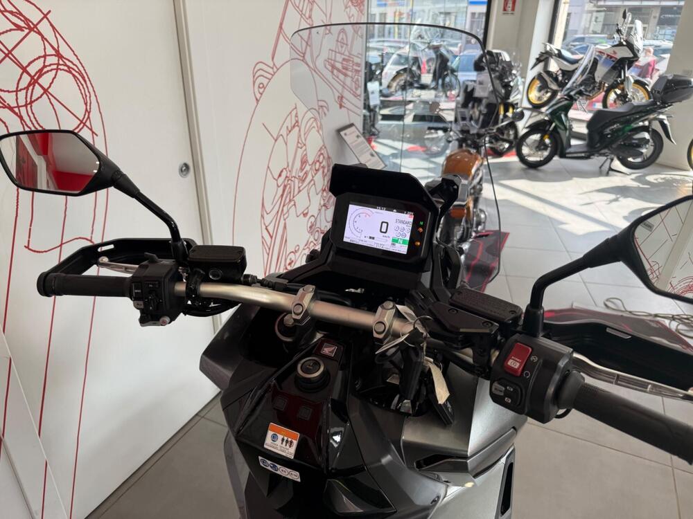 Honda X-ADV 750 DCT (2021 - 24) (8)