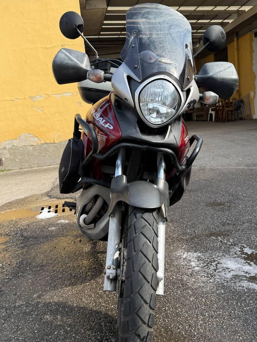 Honda Transalp XL 700 V ABS (2007 - 2013) (4)