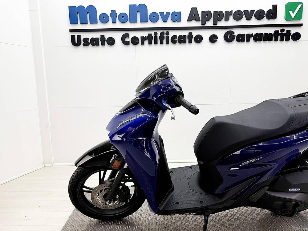 Honda SH 125 Vetro (2026) (12)