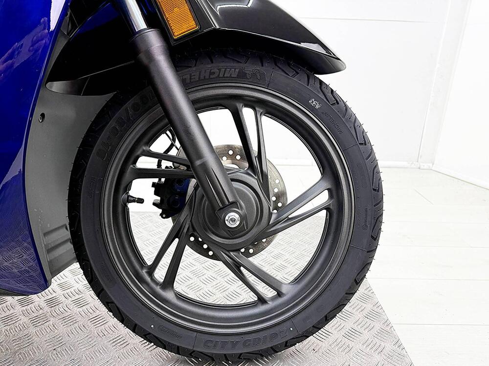 Honda SH 125 Vetro (2026) (10)