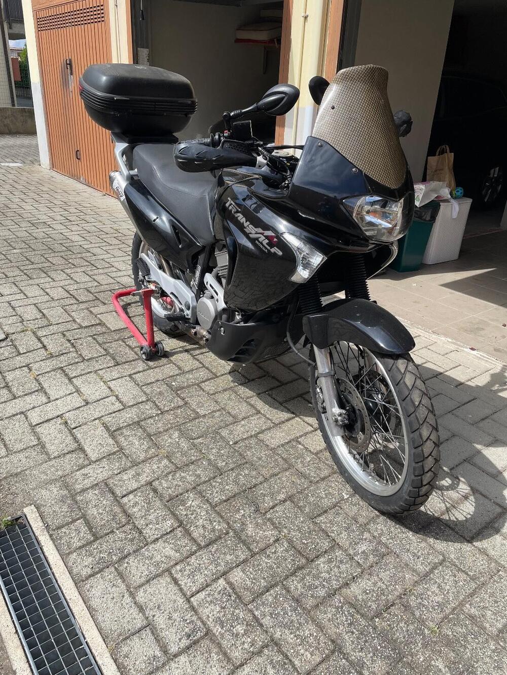 Honda Transalp XL 650V (2000 - 04) (2)