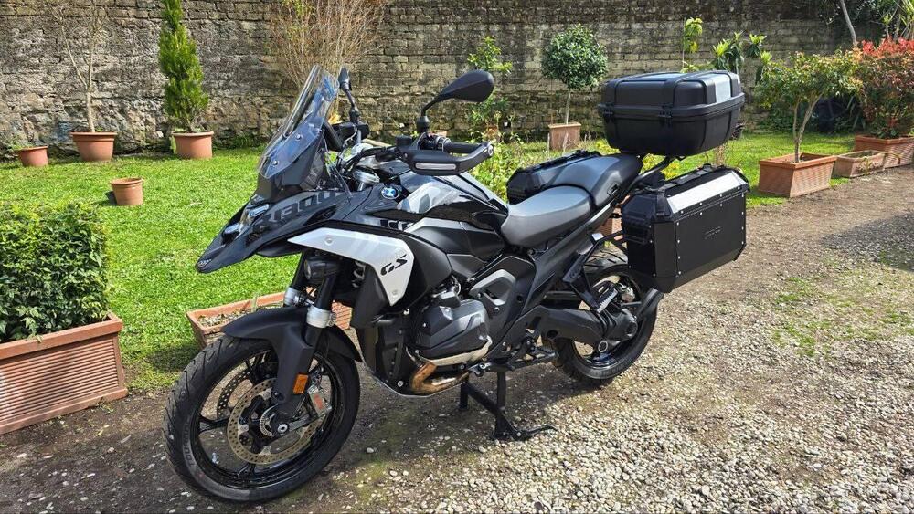 Bmw R 1300 GS Triple Black (2023 - 26) (4)