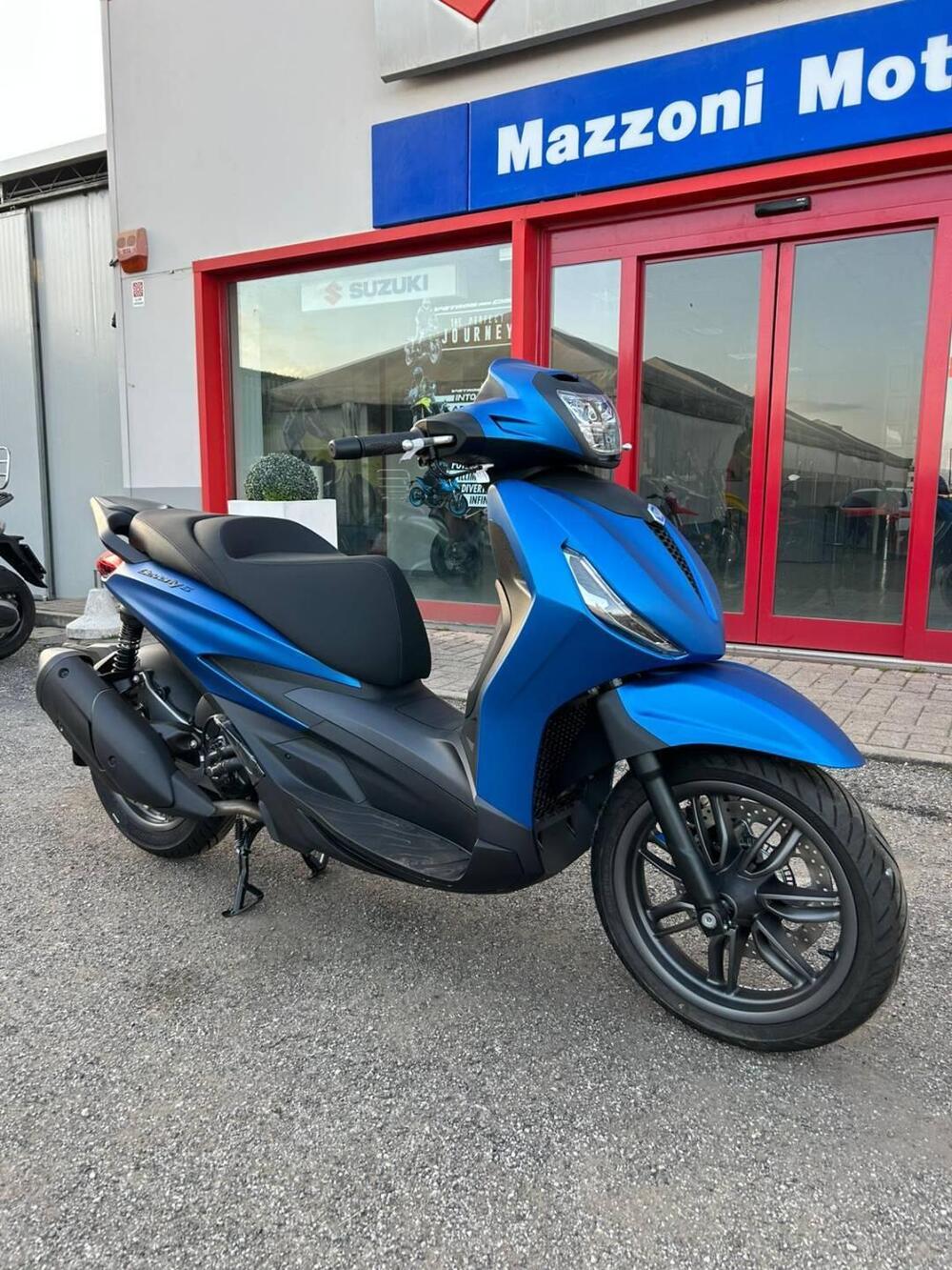 Piaggio Beverly 310 S (2025 - 26) (2)