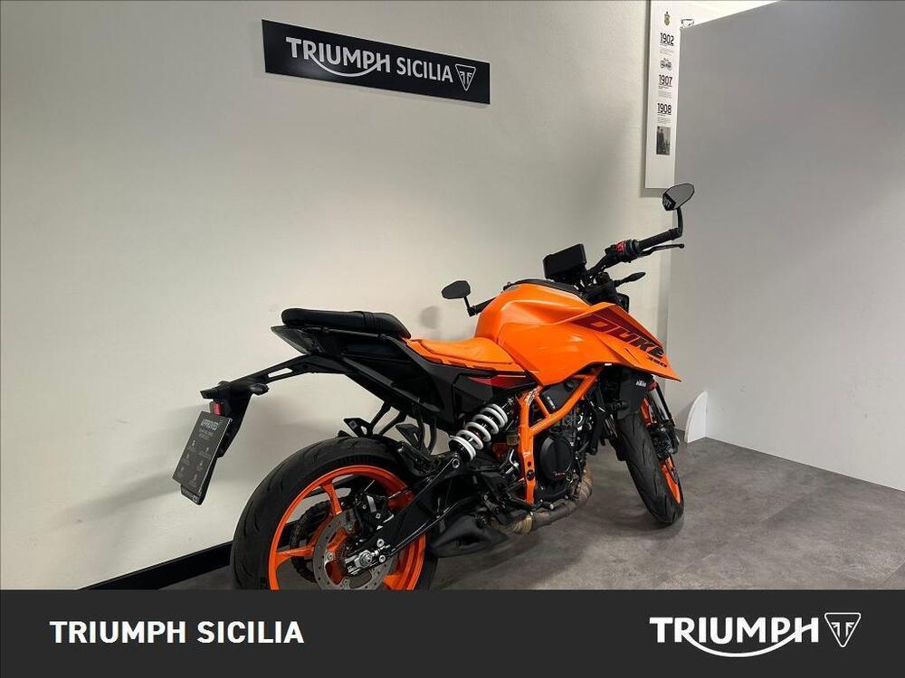 KTM 390 Duke (2024 - 25) (2)