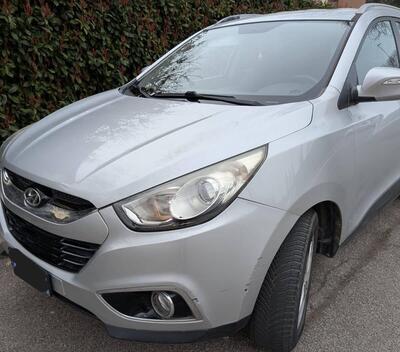 Hyundai ix35 2.0 CRDi 2WD Classic del 2011 usata a Bologna