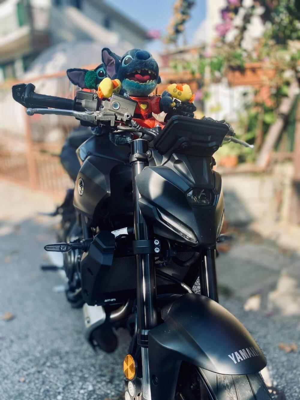 Yamaha MT-07 Y-AMT (2025 - 26) (3)