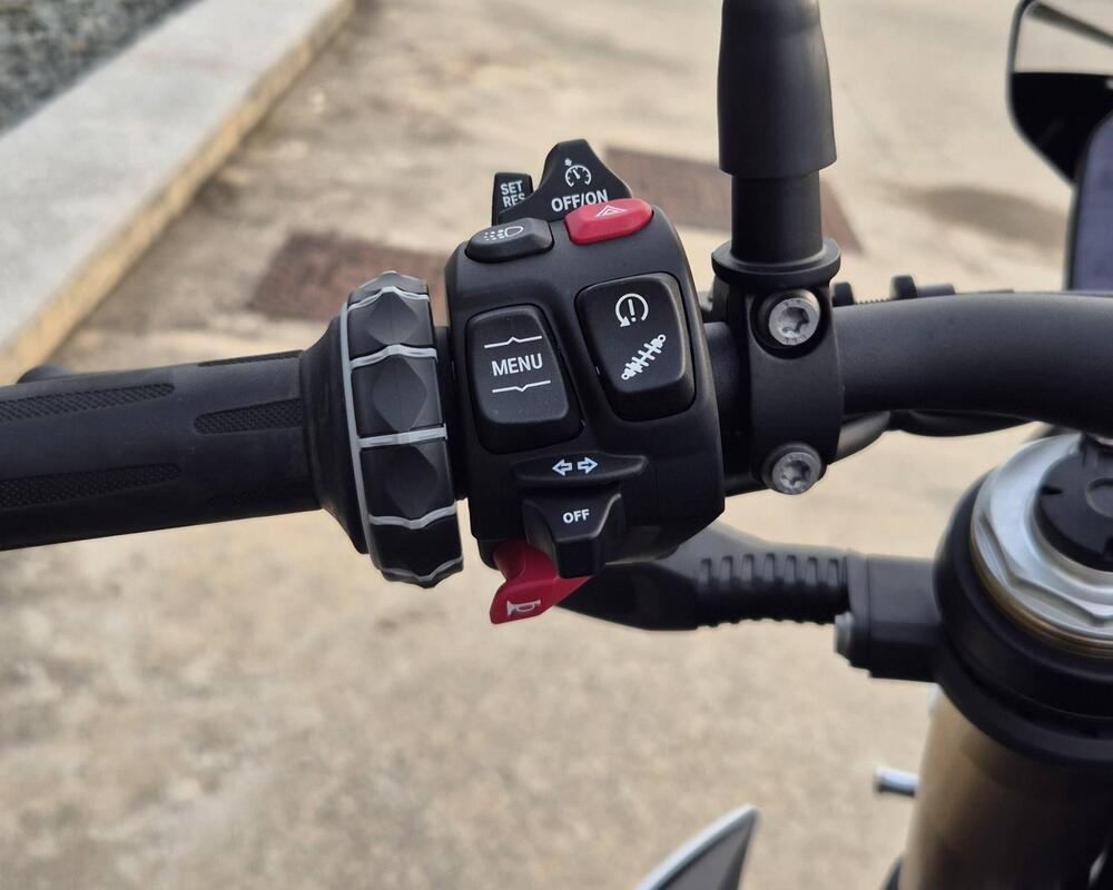 Bmw S 1000 R (2021 - 24) (7)