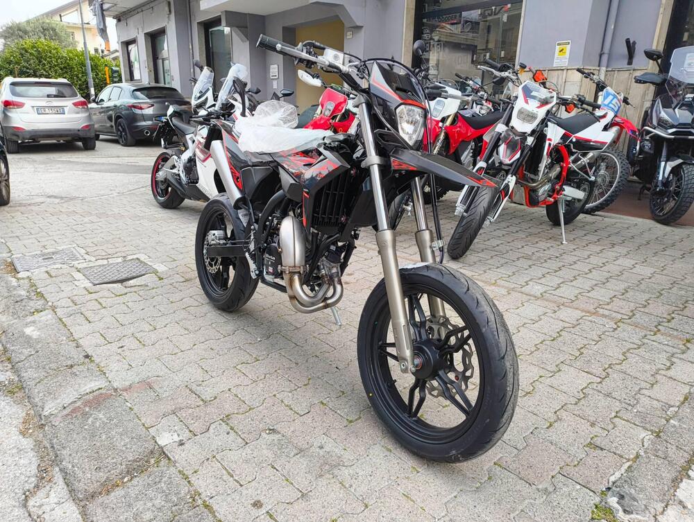 Betamotor RR 50 Motard (2021 - 26) (2)