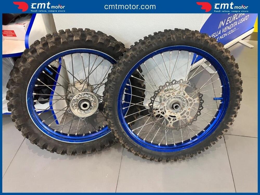 Yamaha YZ 125 (2022) (13)