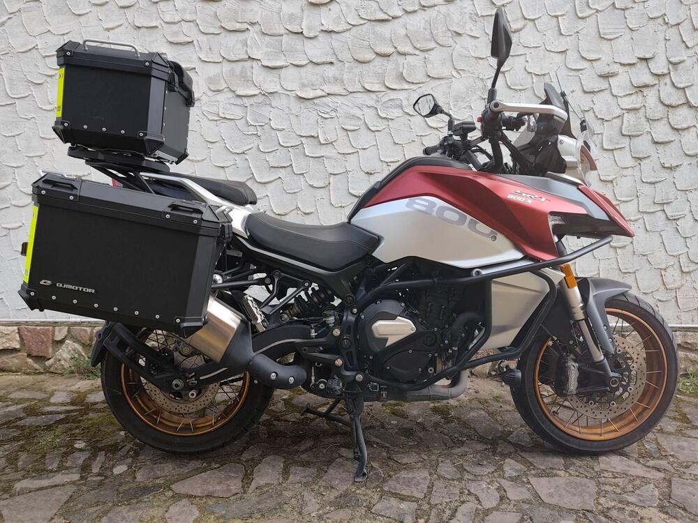 QJ Motor SRT 800 X (2023 - 24) (3)