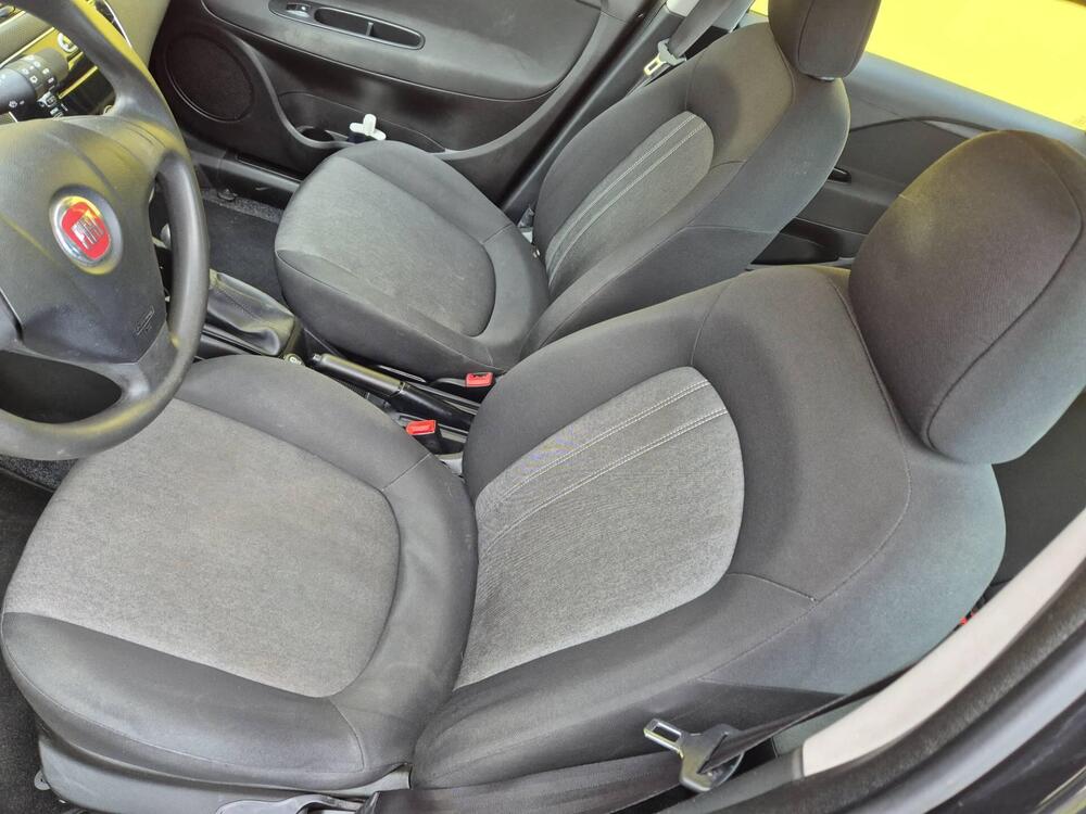 Fiat Punto usata a Padova (12)