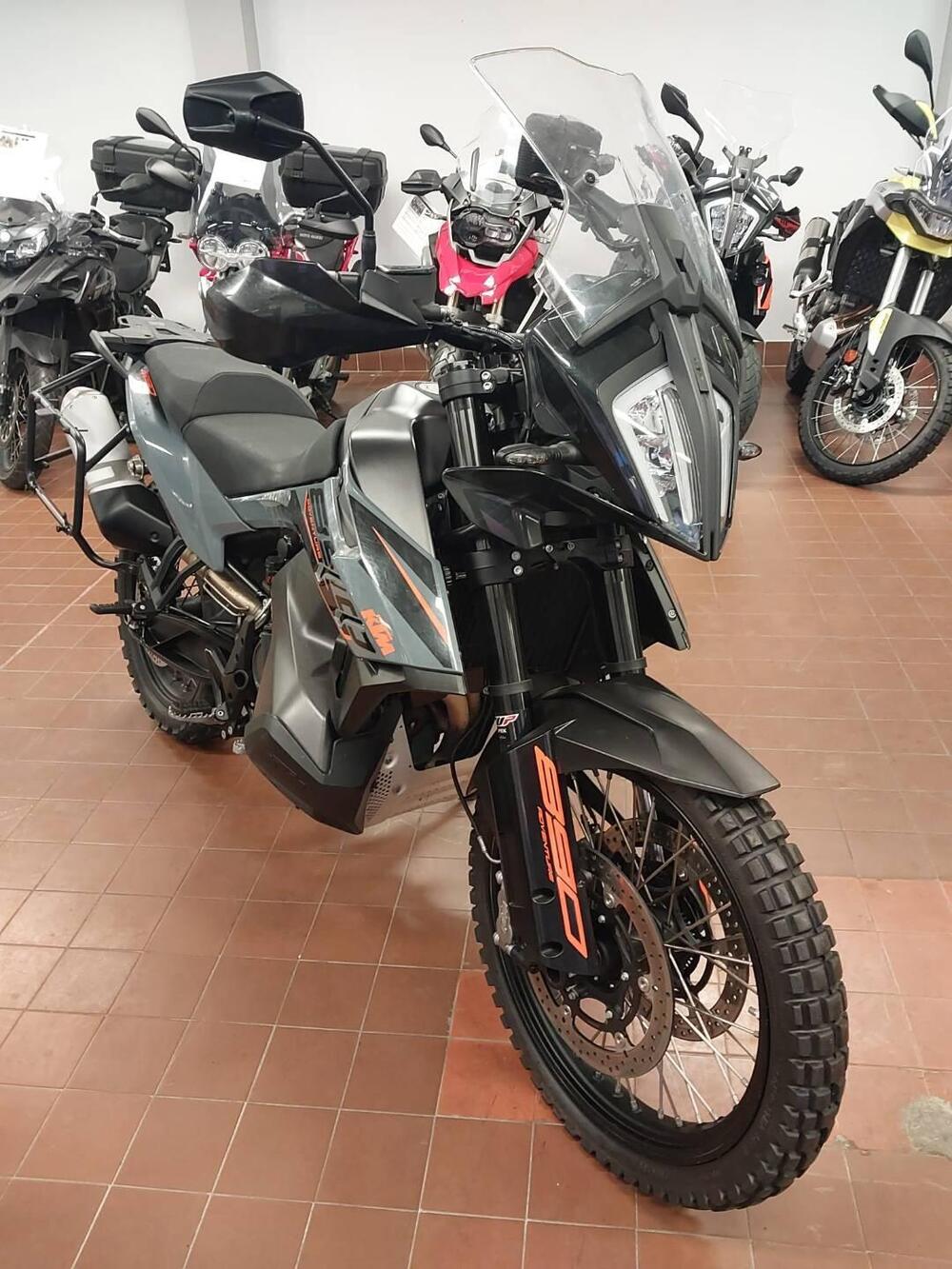 KTM 890 Adventure (2022) (3)