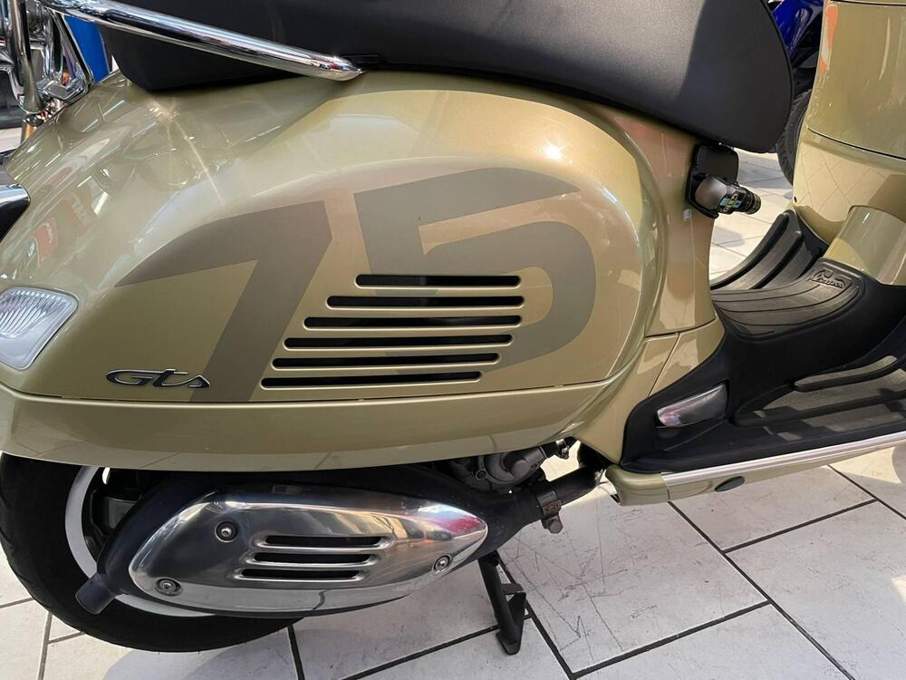 Vespa GTS 300 Hpe Super Tech (2019) (4)