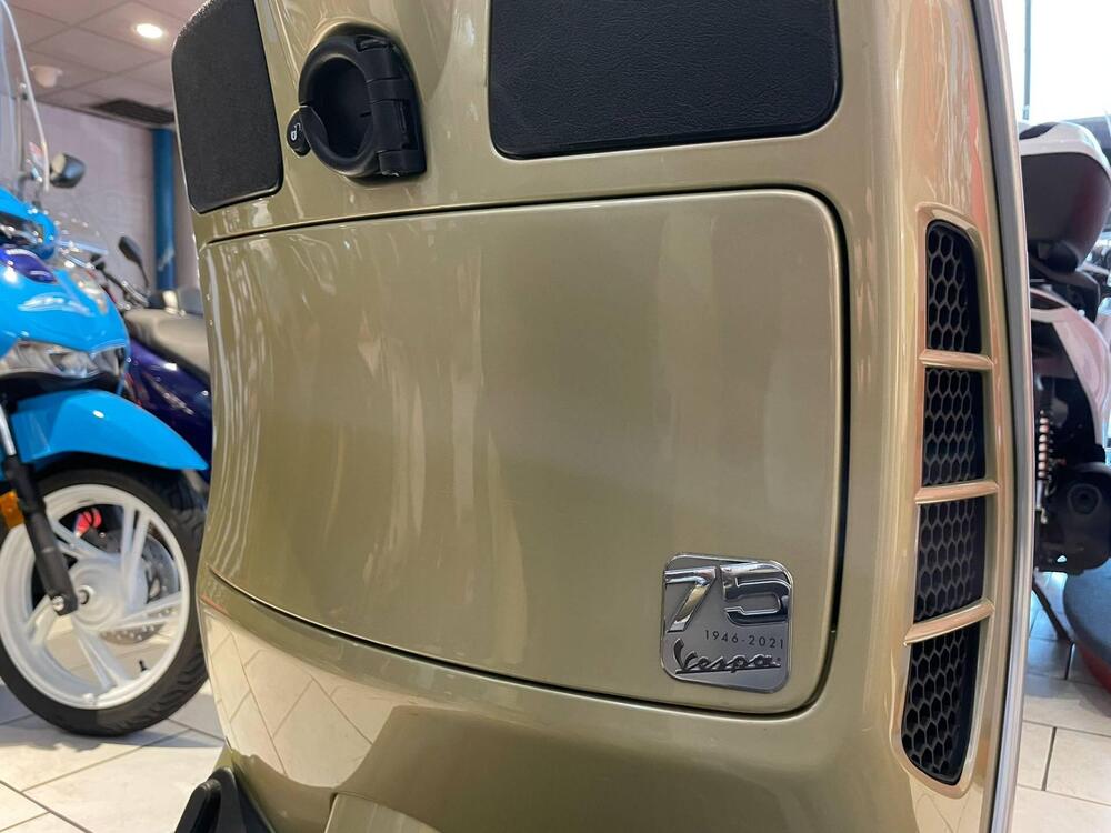 Vespa GTS 300 Hpe Super Tech (2019) (5)