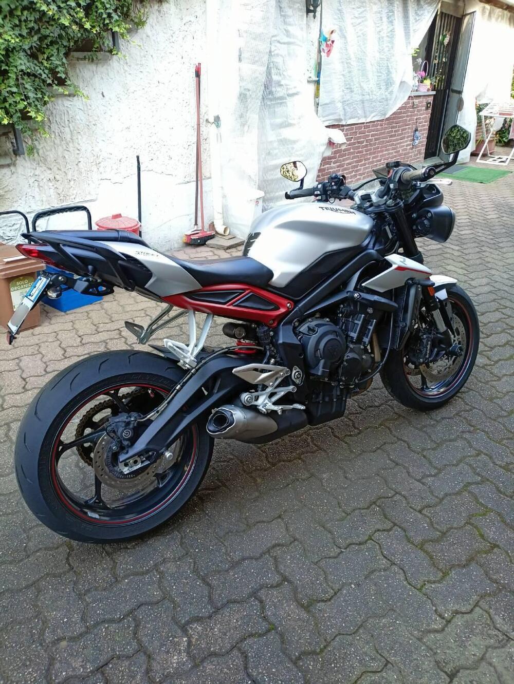 Triumph Street Triple R (2017 - 20) (5)