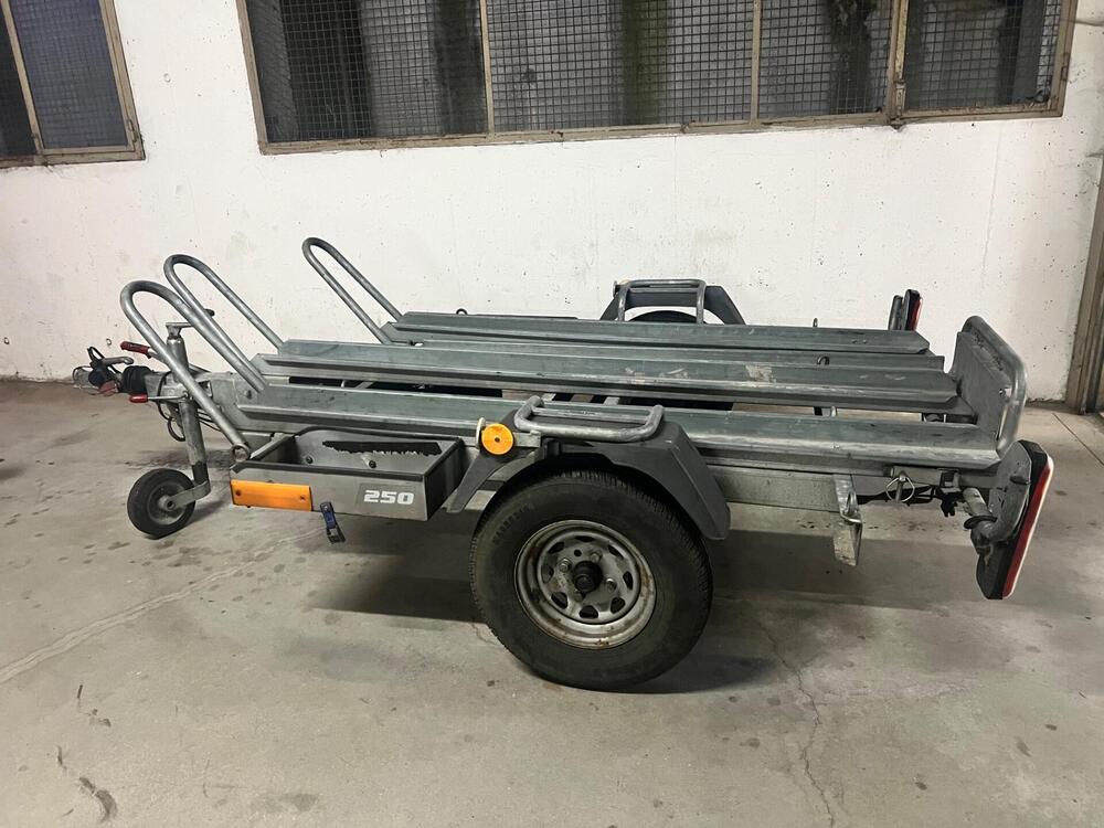 Carrello rimorchio portamoto Ellebi