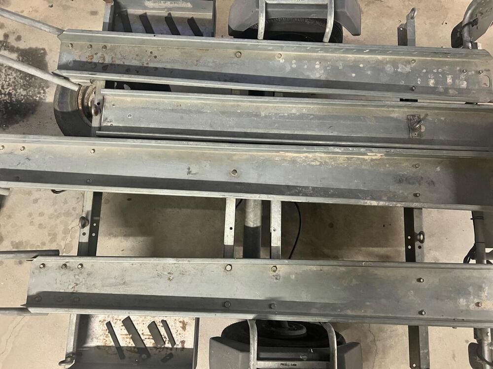 Carrello rimorchio portamoto Ellebi (5)