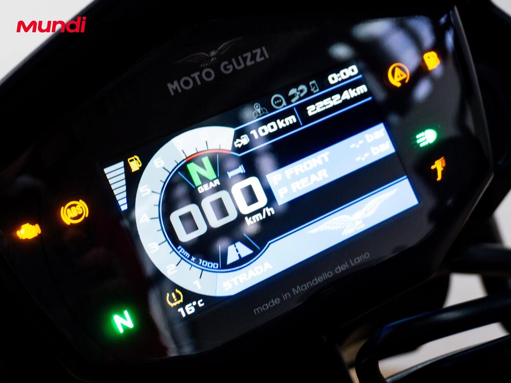 Moto Guzzi V85 TT Travel (2024 - 26) (12)