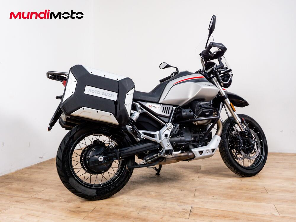 Moto Guzzi V85 TT Travel (2024 - 26) (3)
