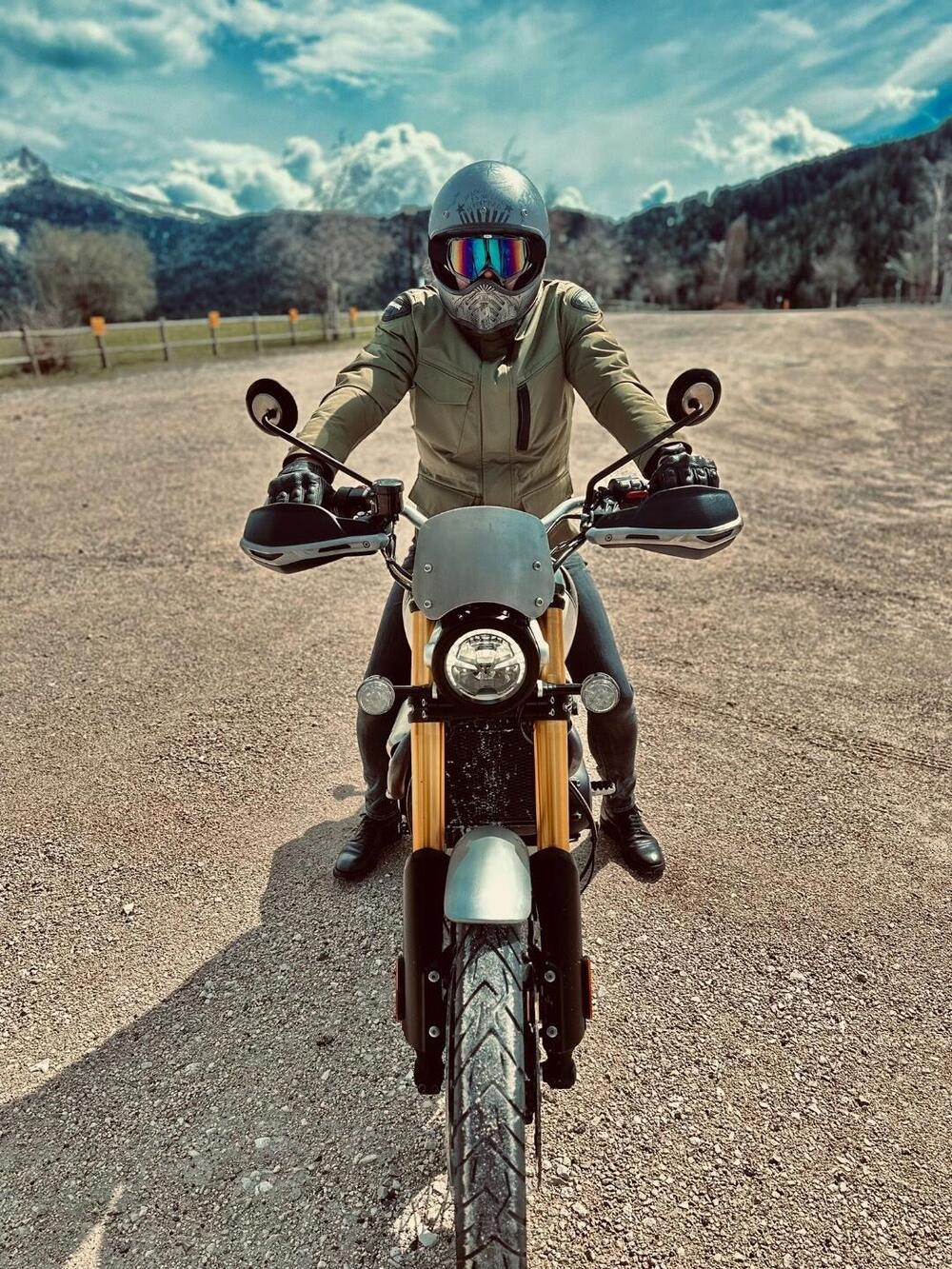 Triumph Scrambler 1200 XE (2019 - 20) (6)