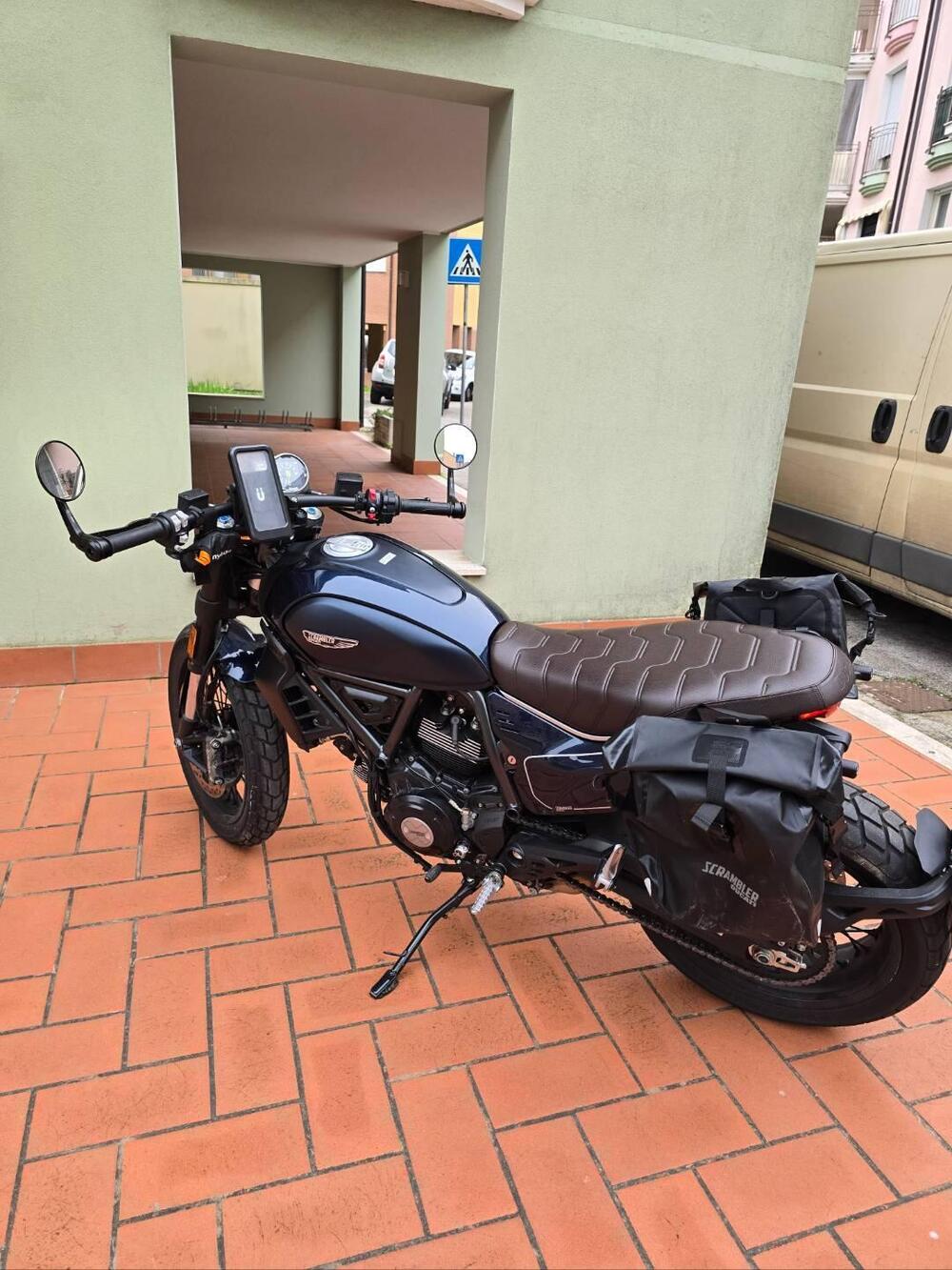 Ducati Scrambler 800 Nightshift (2025 - 26) (5)