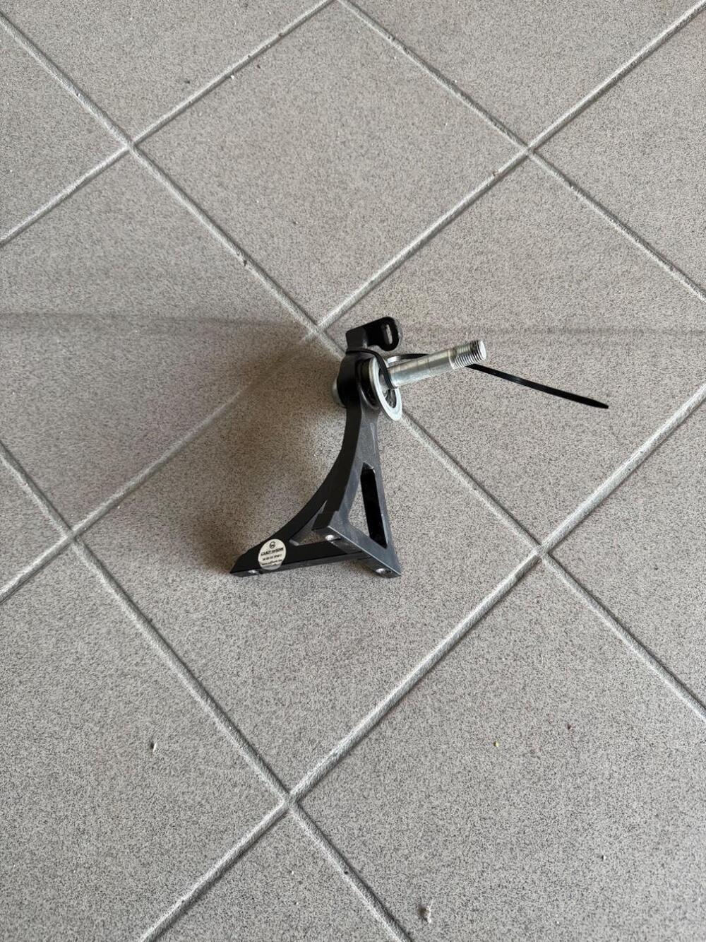 Harley-Davidson 883 SuperLow (2010 - 16) - XL 883L (17)