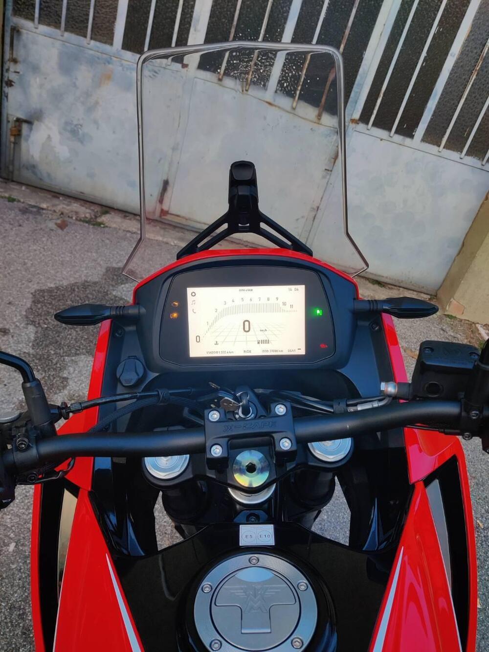 Moto Morini X-Cape 650 Gold Wheels Edition (2022 - 26) (5)