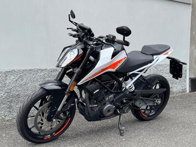KTM 390 Duke (2021 - 23) usata