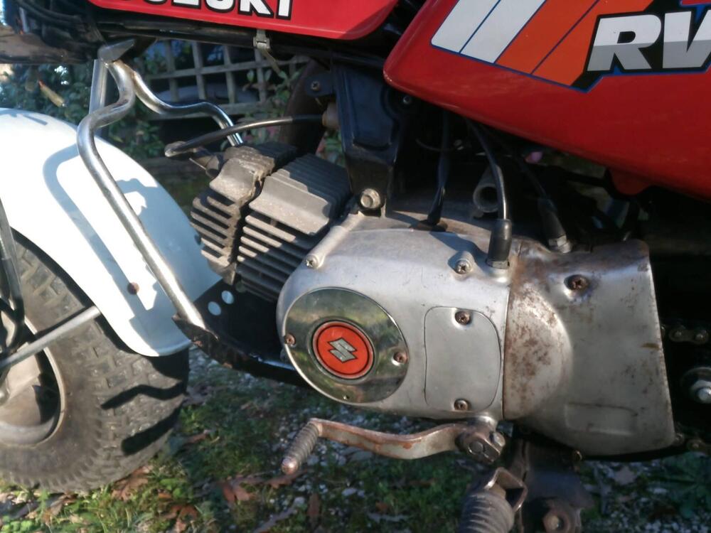 Suzuki RV 90 (13)