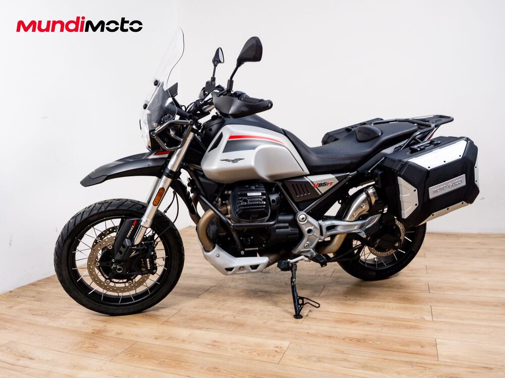 Moto Guzzi V85 TT Travel (2024 - 26) (8)