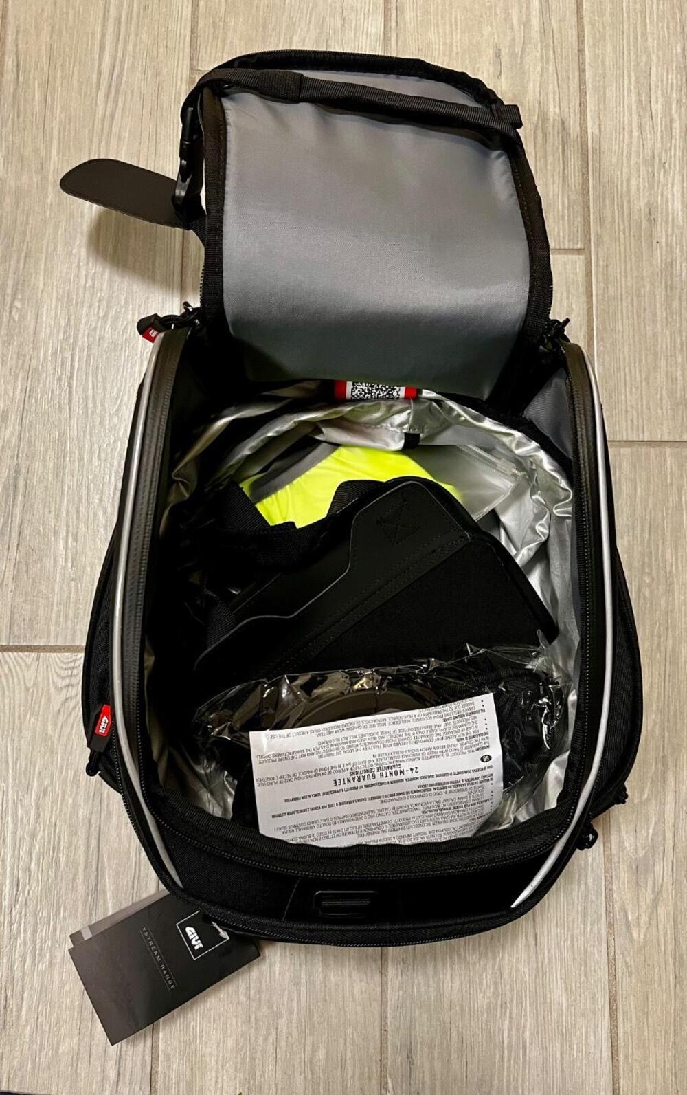 Borsa serbatoio Givi (4)