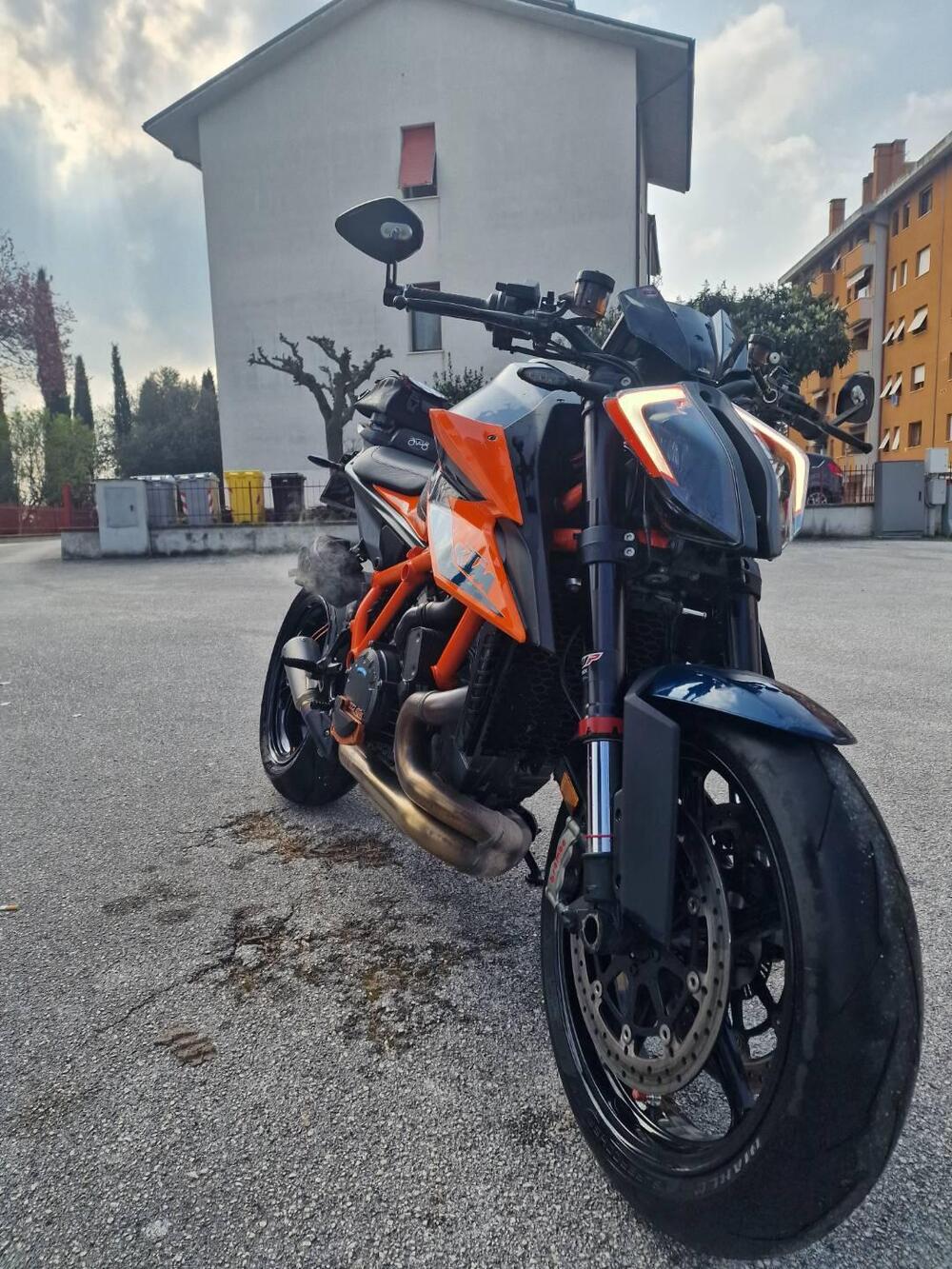 KTM 1290 Super Duke R (2021) (9)
