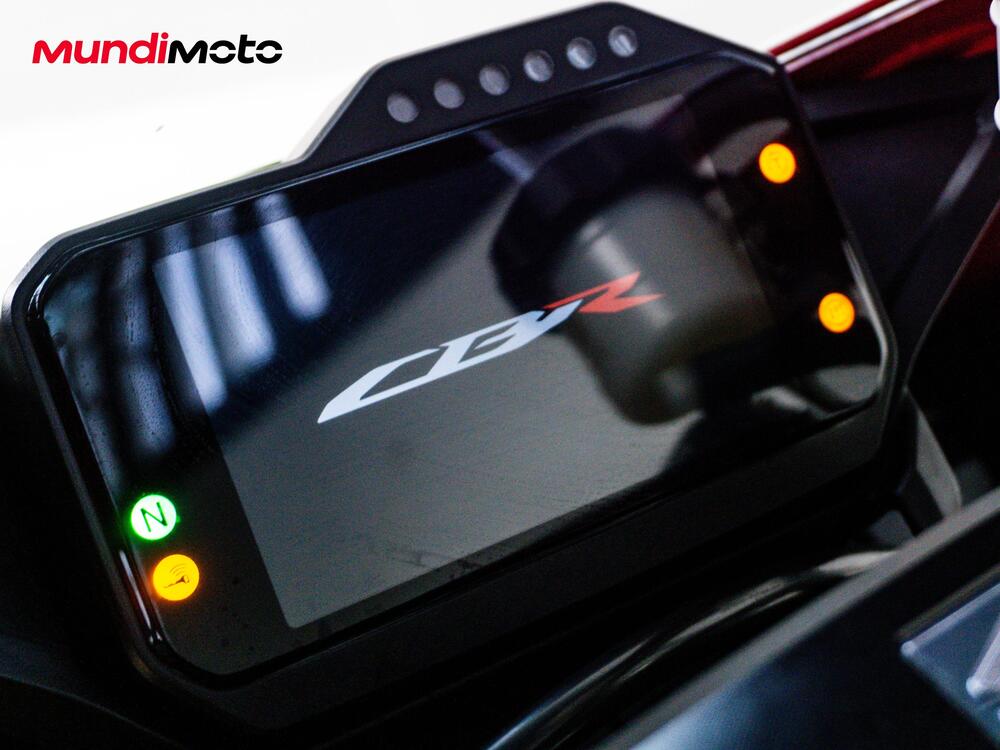 Honda CBR 1000 RR-R Fireblade SP (2022 - 23) (19)