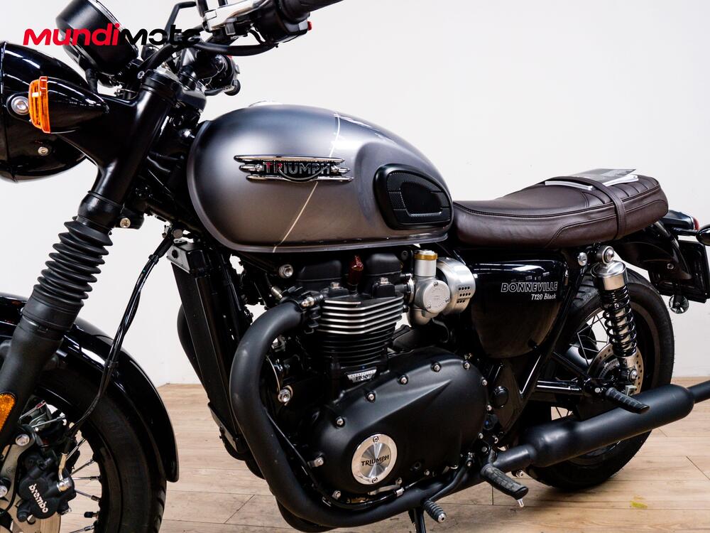Triumph Bonneville T120 Black (2026) (9)