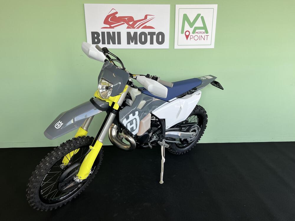 Husqvarna TE 300 Pro (2024) (4)