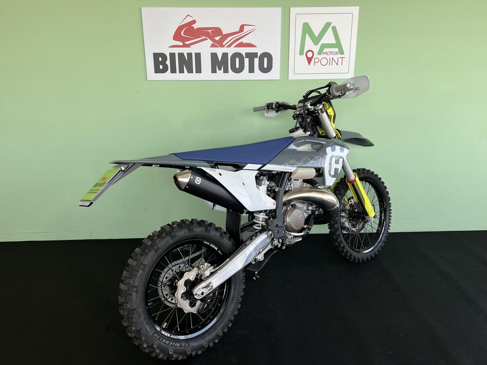 Husqvarna TE 300 Pro (2024) (8)