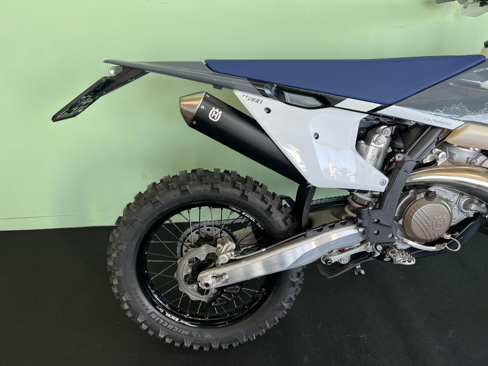 Husqvarna TE 300 Pro (2024) (9)
