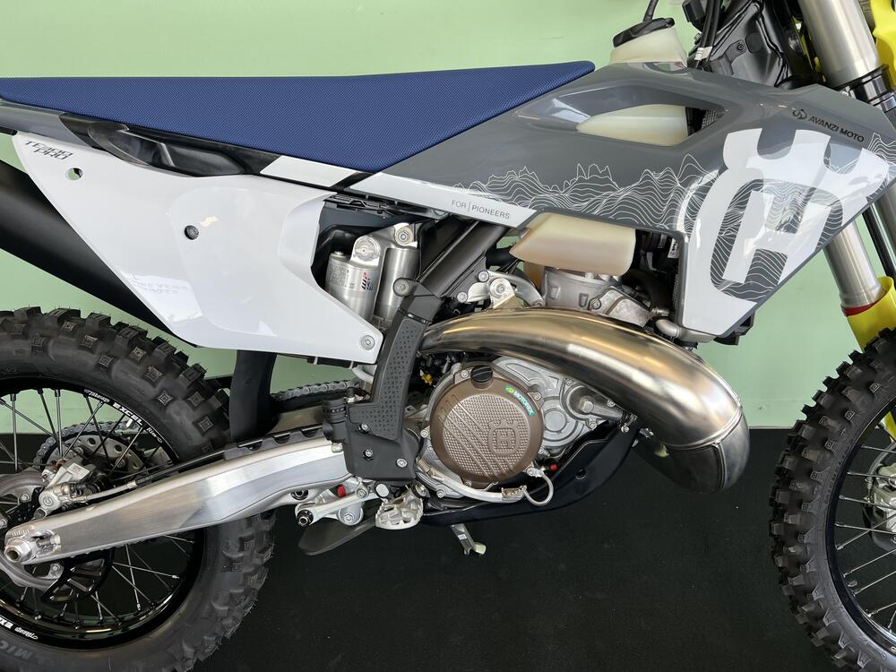 Husqvarna TE 300 Pro (2024) (11)