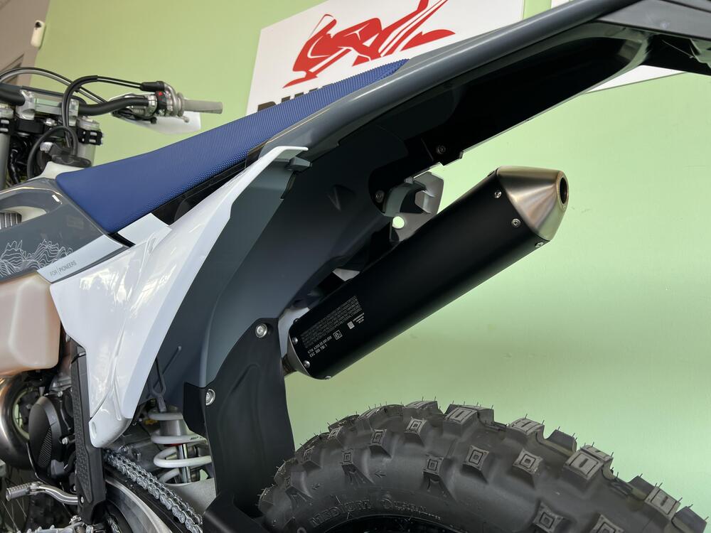 Husqvarna TE 300 Pro (2024) (18)