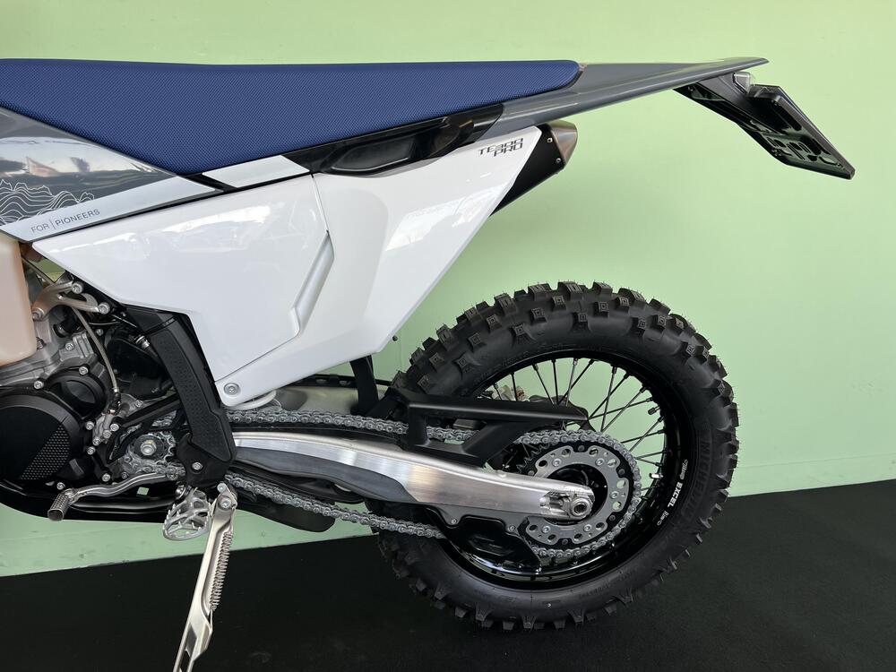 Husqvarna TE 300 Pro (2024) (19)