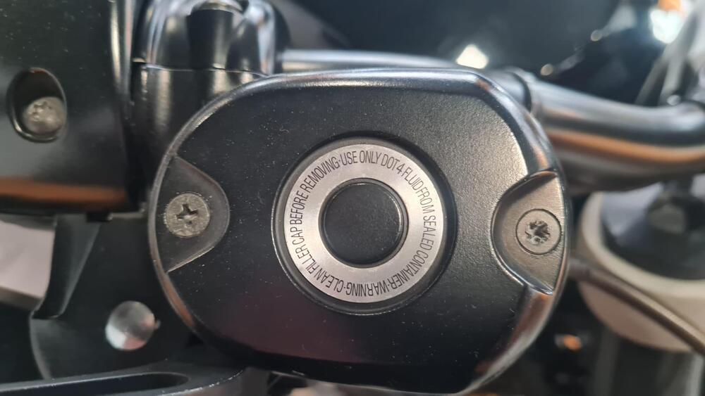 Harley-Davidson 1200 XR (2009 - 12) (17)